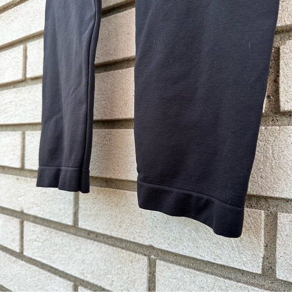 ASSETS By Spanx Leggings Black High Rise Ankle Seamless Nylon - Picture 4 of 8